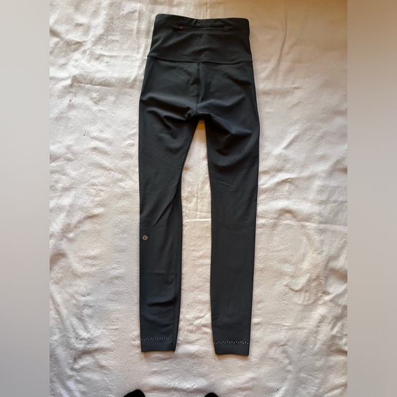 Lululemon Zoned In Tight 27" *SenseKnit Size 4 - Picture 7 of 9